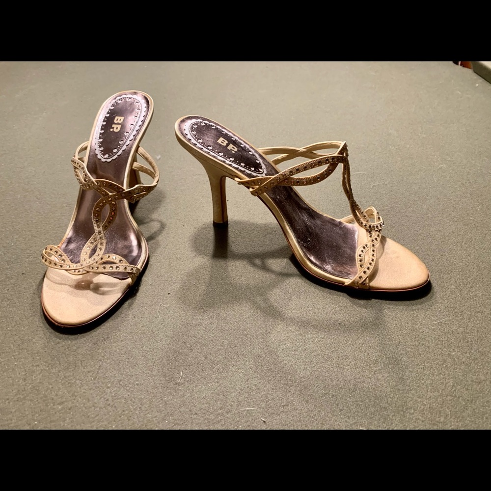 Gold and sequin strappy slip on 3 1/2” heels